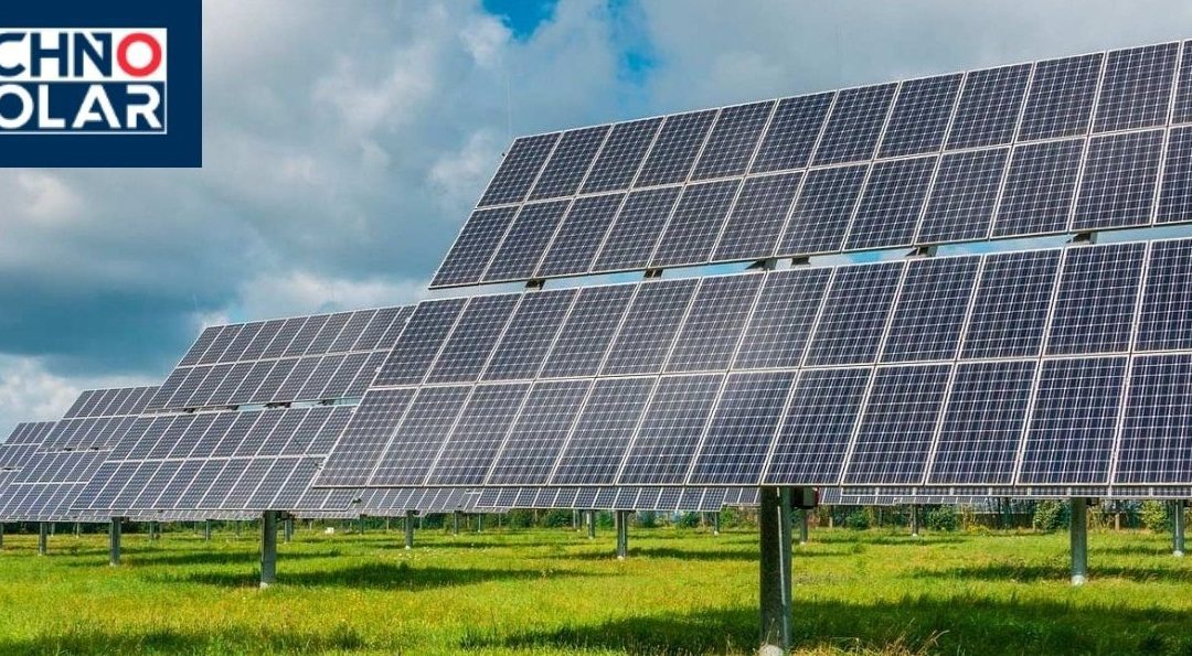 5 Reasons That Every One Should Install Solar Panels In Their House!